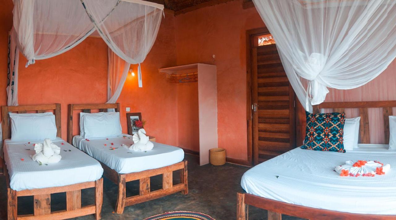 Zanzibar Kusini Beach Bungalows Hotel Kizimkazi Exterior foto